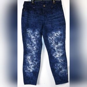 Bandolino Lisbeth Crop Curvy Floral Wash Pattern Style#DB22432 size 6 Womens